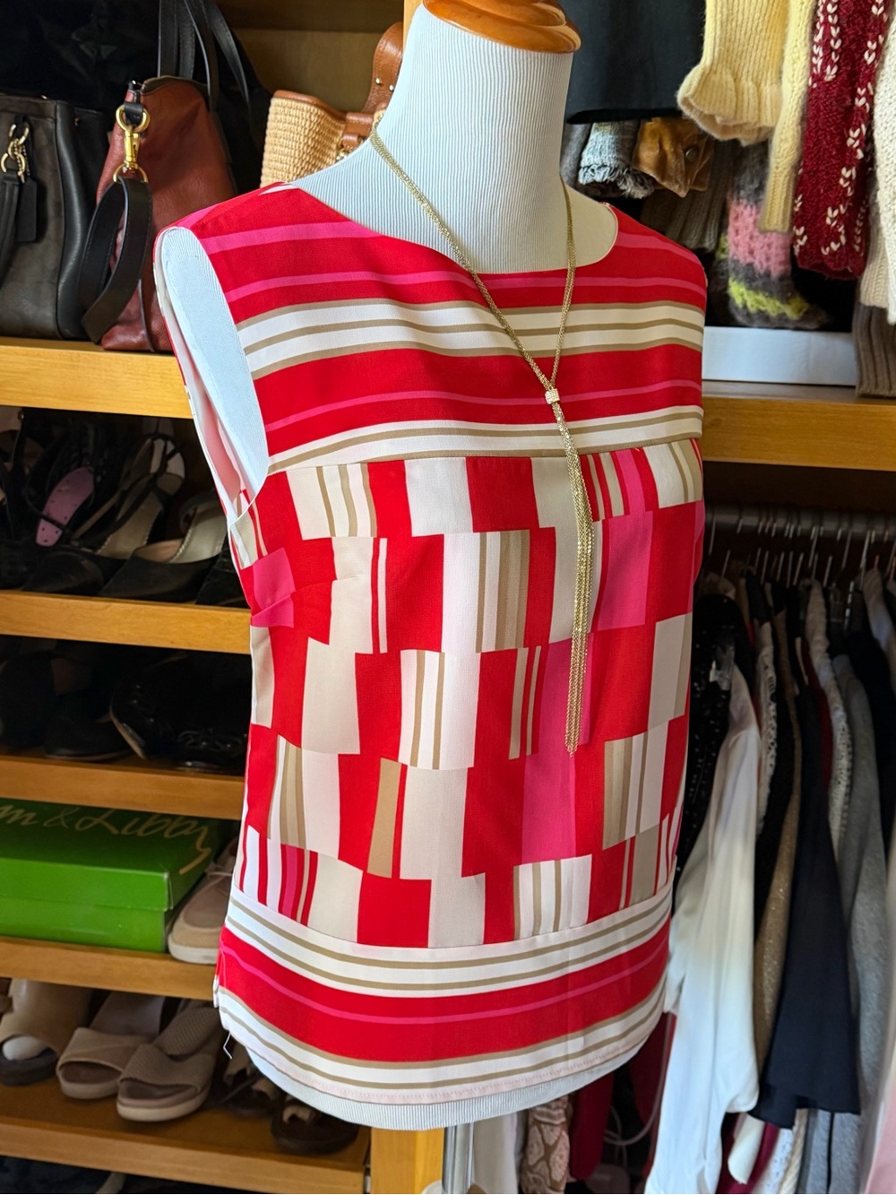 🎉5/$20🎉COLDWATER CREEK Geo-Print Sleeveless Shell